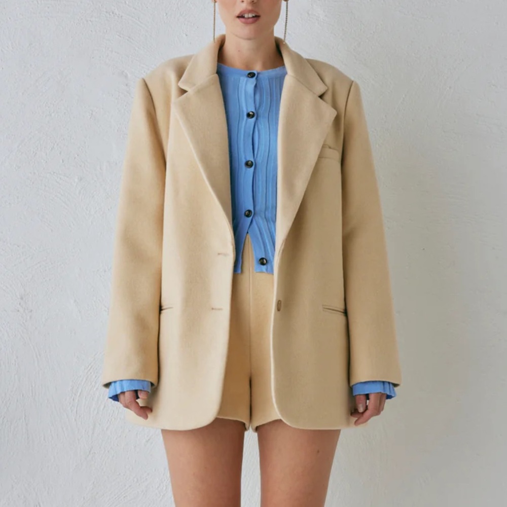 VRG GRL NADA Set